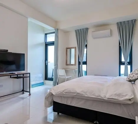 Deluxe Tek Büyük Yataklı Oda