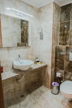 Standart Oda, Şehir Manzaralı