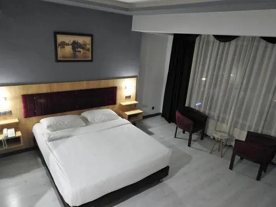 Standart Oda, Şehir Manzaralı