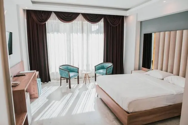 Standart Oda, Şehir Manzaralı
