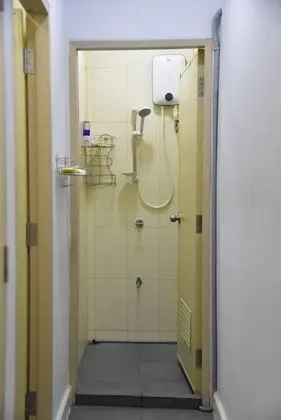 Ortak Ranzalı Oda, Sadece kadınlar için