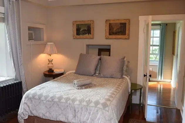 Standard Oda, 1 Büyük (Queen) Boy Yatak