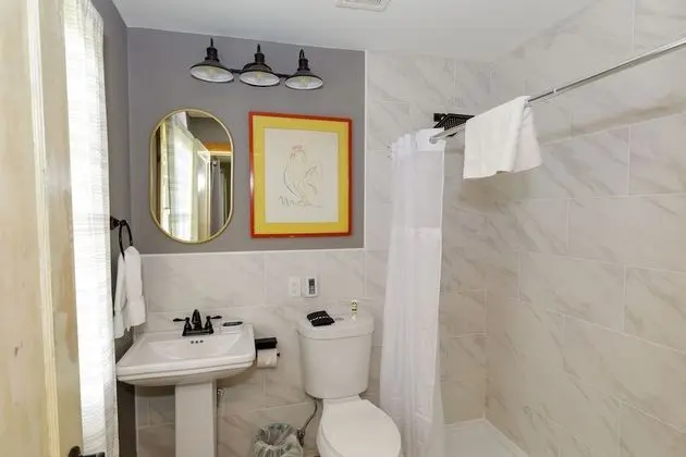 Standard Oda, 1 Büyük (Queen) Boy Yatak