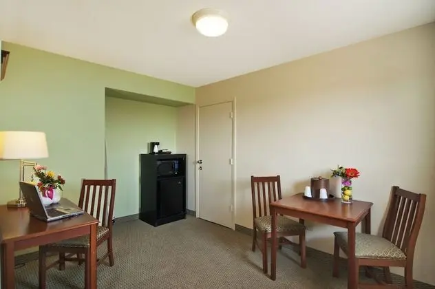 Standard Double Room, 2 Double Beds, Pet Friendly
