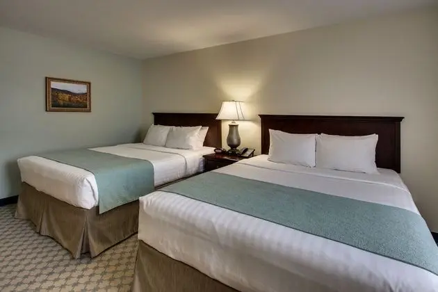 Standard Oda, 2 Büyük (Queen) Boy Yatak