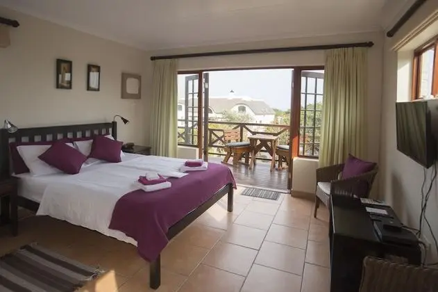 Comfort Tek Büyük Yataklı Oda, Buzdolabı, Bahçe Manzaralı