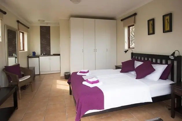 Comfort Tek Büyük Yataklı Oda, Buzdolabı, Bahçe Manzaralı