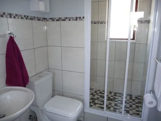 Comfort Tek Büyük Yataklı Oda, Buzdolabı, Bahçe Manzaralı