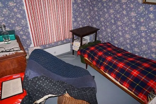 Kulübe, 6 Yatak Odası