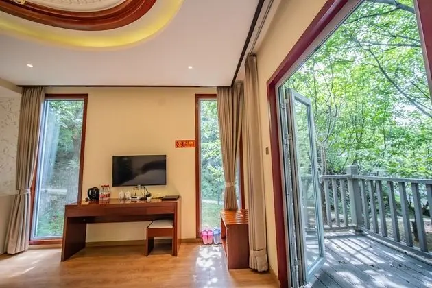 Deluxe Villa
