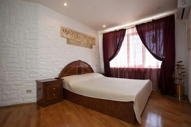 Apart Daire, 1 Yatak Odası, Sauna (Tsvillinga str. 34)