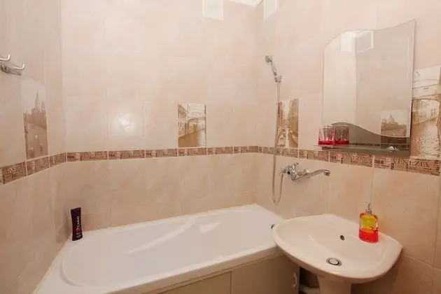 Apart Daire, 1 Yatak Odası, Balkon (on Lenina prospekt, 38)