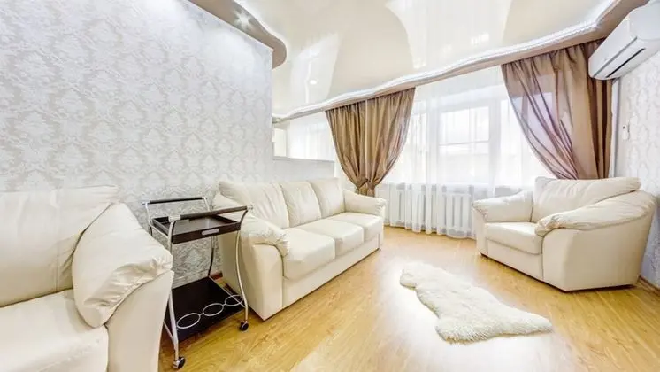 Apart Daire, 1 Yatak Odası, Jakuzi (Lenina prospekt, 21)