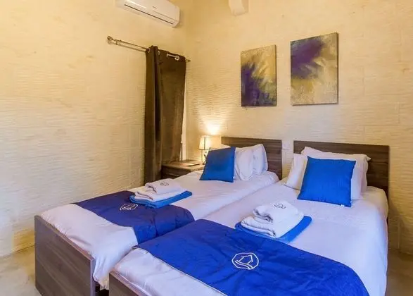 Family Ev, Birden Çok Yatak (Inni Gozitan Farmhouse Private Pool)