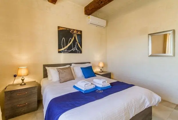 Family Ev, Birden Çok Yatak (Inni Gozitan Farmhouse Private Pool)