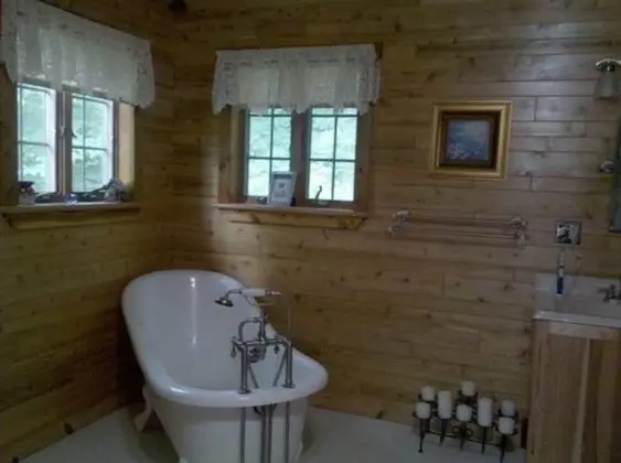 Oda, 1 Büyük (Queen) Boy Yatak, Özel Banyo, Göl Manzaralı