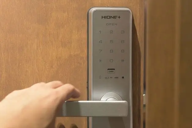 Economy İki Ayrı Yataklı Oda, Sadece kadınlar için, Ortak Banyo