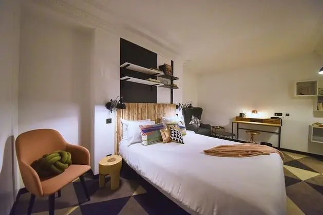 Superior Room with yard view Métropolitaine