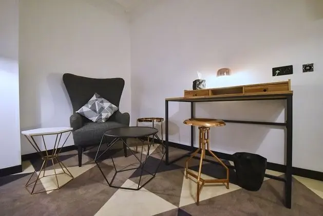 Superior Room with yard view Métropolitaine