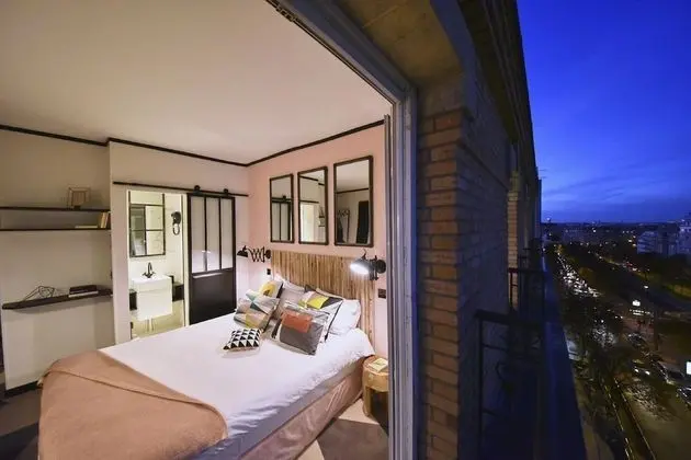 Superior Room with yard view Métropolitaine