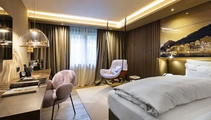 Design Tek Büyük Yataklı Oda (Innsbruck)