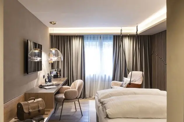 Design Tek Büyük Yataklı Oda (Innsbruck)