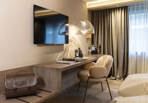 Design Tek Büyük Yataklı Oda (Innsbruck)