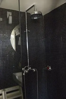 Deluxe Tek Büyük Yataklı Oda, Sıcak Su Havuzu