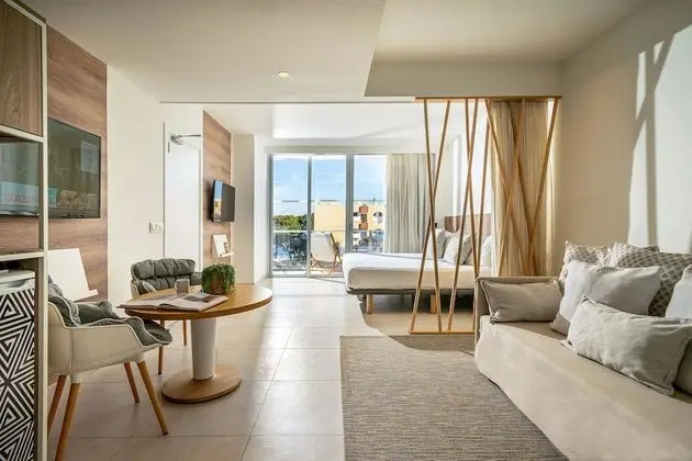Çatı Katı (Loft), Deniz Manzaralı