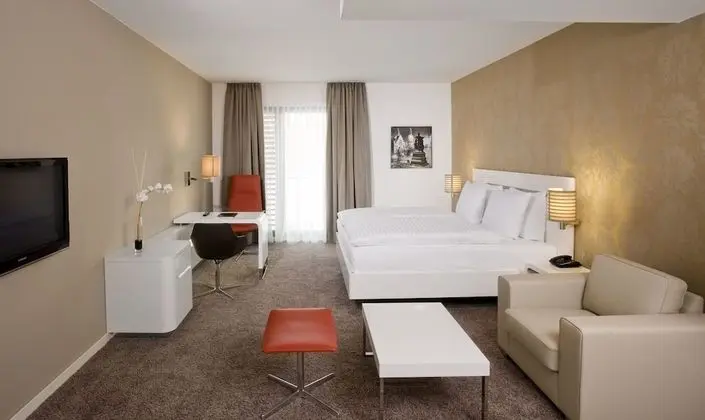 The Dresden Condo (2+3)