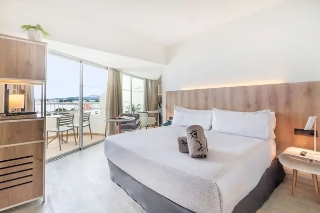 Oda, Kısmi Deniz Manzaralı (2 Interconnected - Innside - 2 + 4)