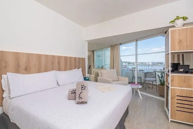 Oda, Kısmi Deniz Manzaralı (2 Interconnected - Innside - 2 + 4)