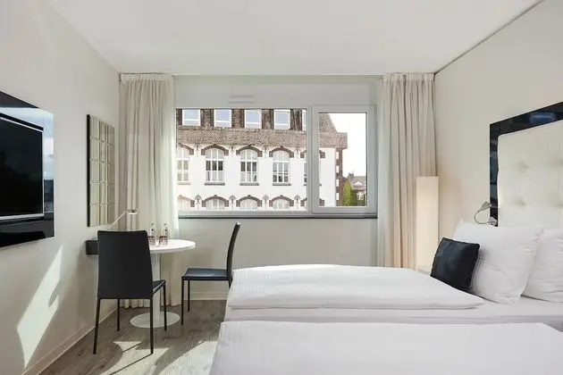 The Innside Room