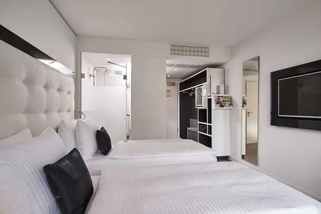 The Innside Room