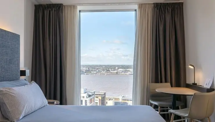 Innside Twin Room