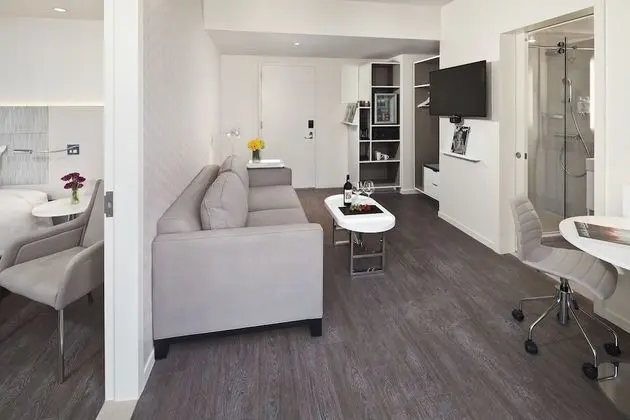The Townhouse Suite