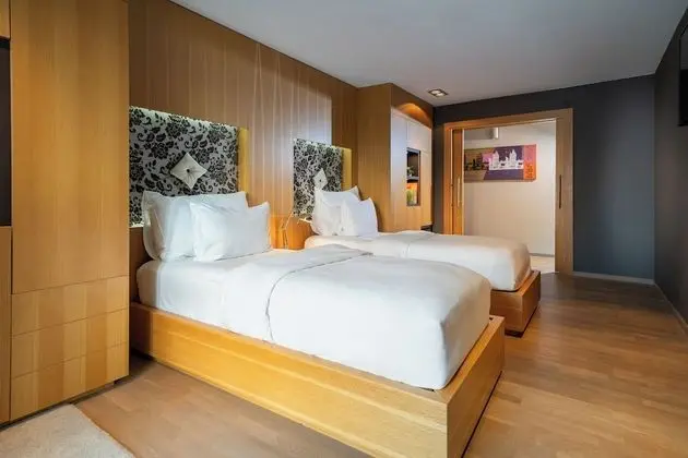 The "Prague" Condo (5 adults)