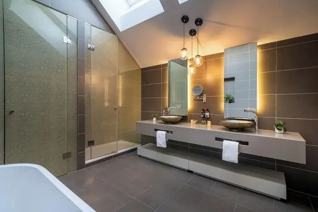 The "Prague" Condo (5 adults)