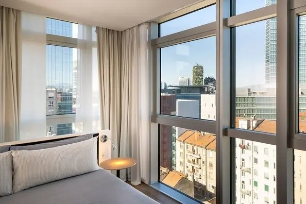 Innside Room with City View