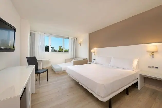 Innside, Room (2 adults + 1 child)