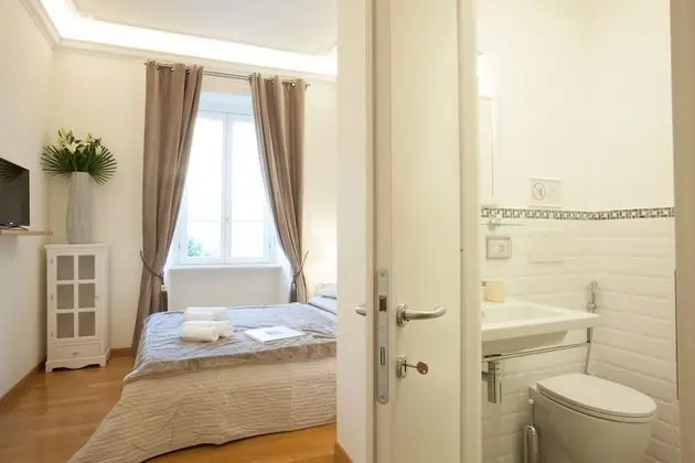 Comfort Tek Büyük Yataklı Oda