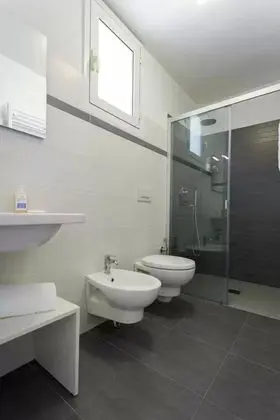 Tek Büyük Yataklı Oda, Teras