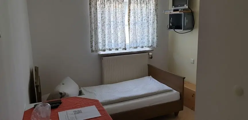 Basic Tek Kişilik Oda