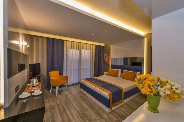Deluxe Tek Büyük Yataklı Oda