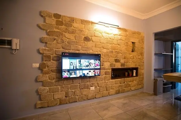 Apartment 1
