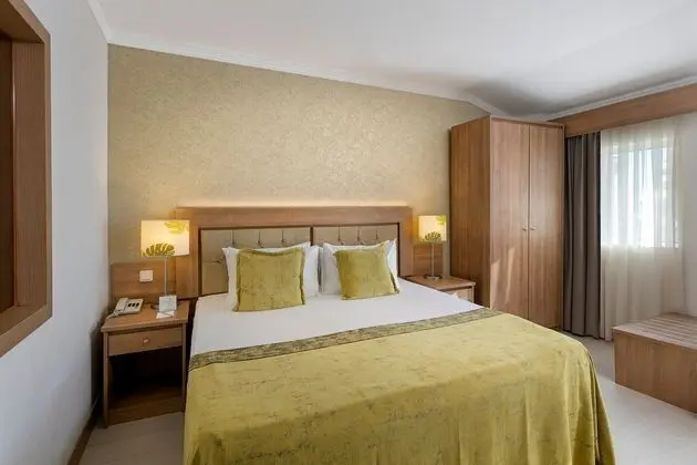 https://imagessl.etstur.com/files/images/hotelImages/TR/92683/l/Innvista-Hotel-Oda-280879.jpg