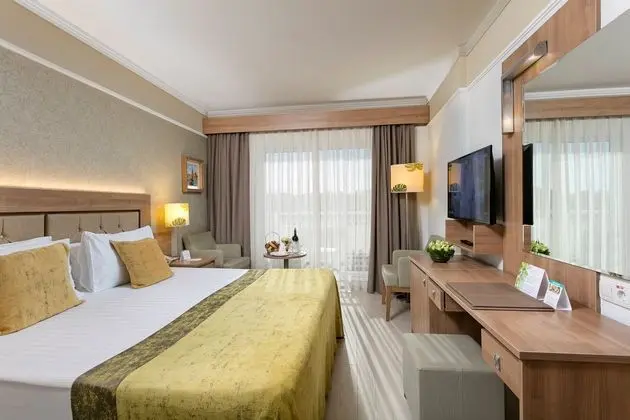 https://imagessl.etstur.com/files/images/hotelImages/TR/92683/l/Innvista-Hotel-Oda-280884.jpg