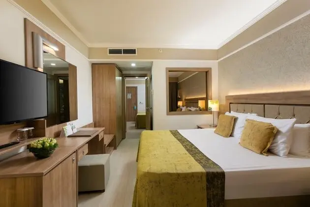 https://imagessl.etstur.com/files/images/hotelImages/TR/92683/l/Innvista-Hotel-Oda-280885.jpg
