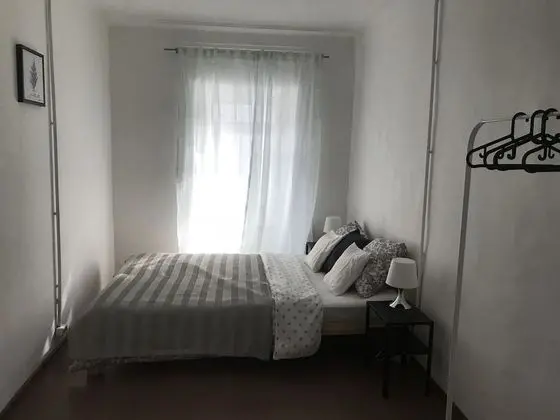 Economy Tek Büyük Yataklı Oda, Ortak Banyo