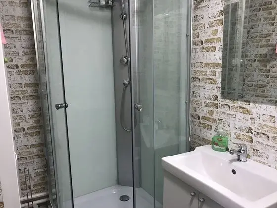 Economy Tek Büyük Yataklı Oda, Ortak Banyo